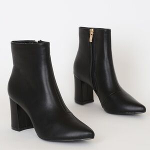 Lulus Sarai Black Pointed-toe Ankle Booties - Size 9